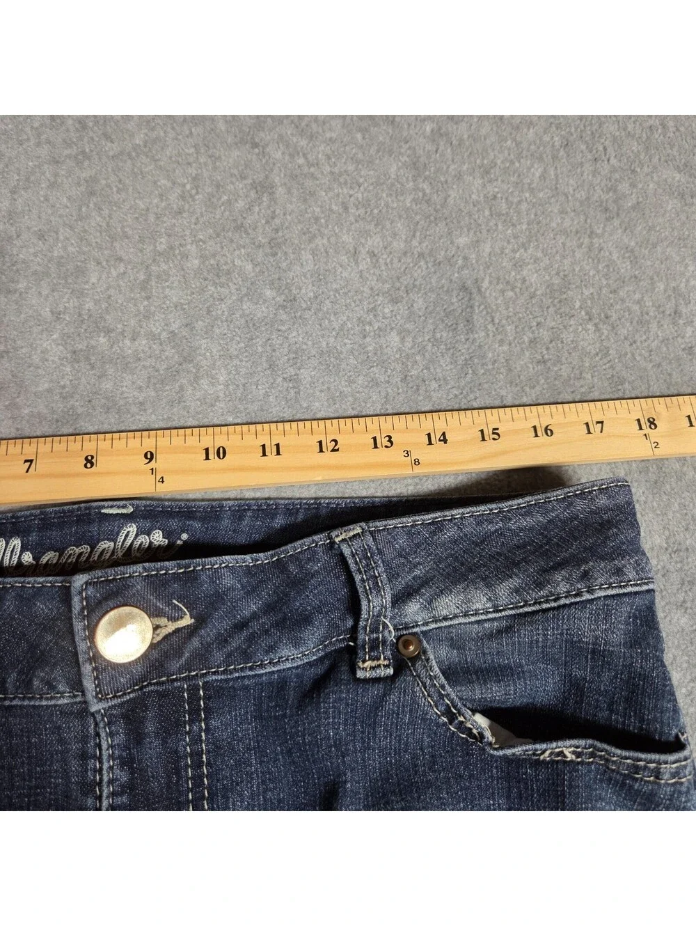 WRANGLER JEANS Women's 09MWTMS Straight Leg Mid Rise Stretch Denim Blue 37x32